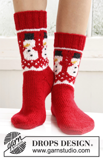 Free patterns - Weihnachtliche Socken & Hausschuhe / DROPS Extra 0-786